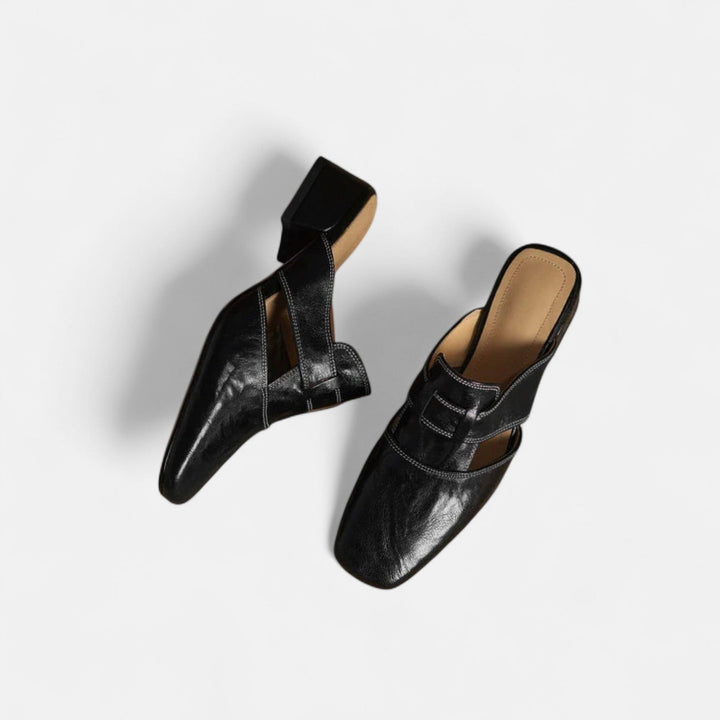 Andie Chic Leather Sandals