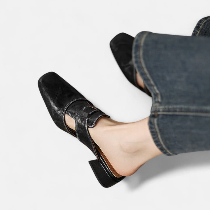 Andie Chic Leather Sandals