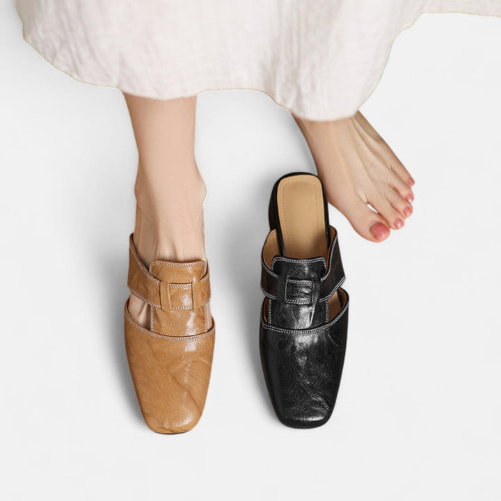 Andie Chic Leather Sandals