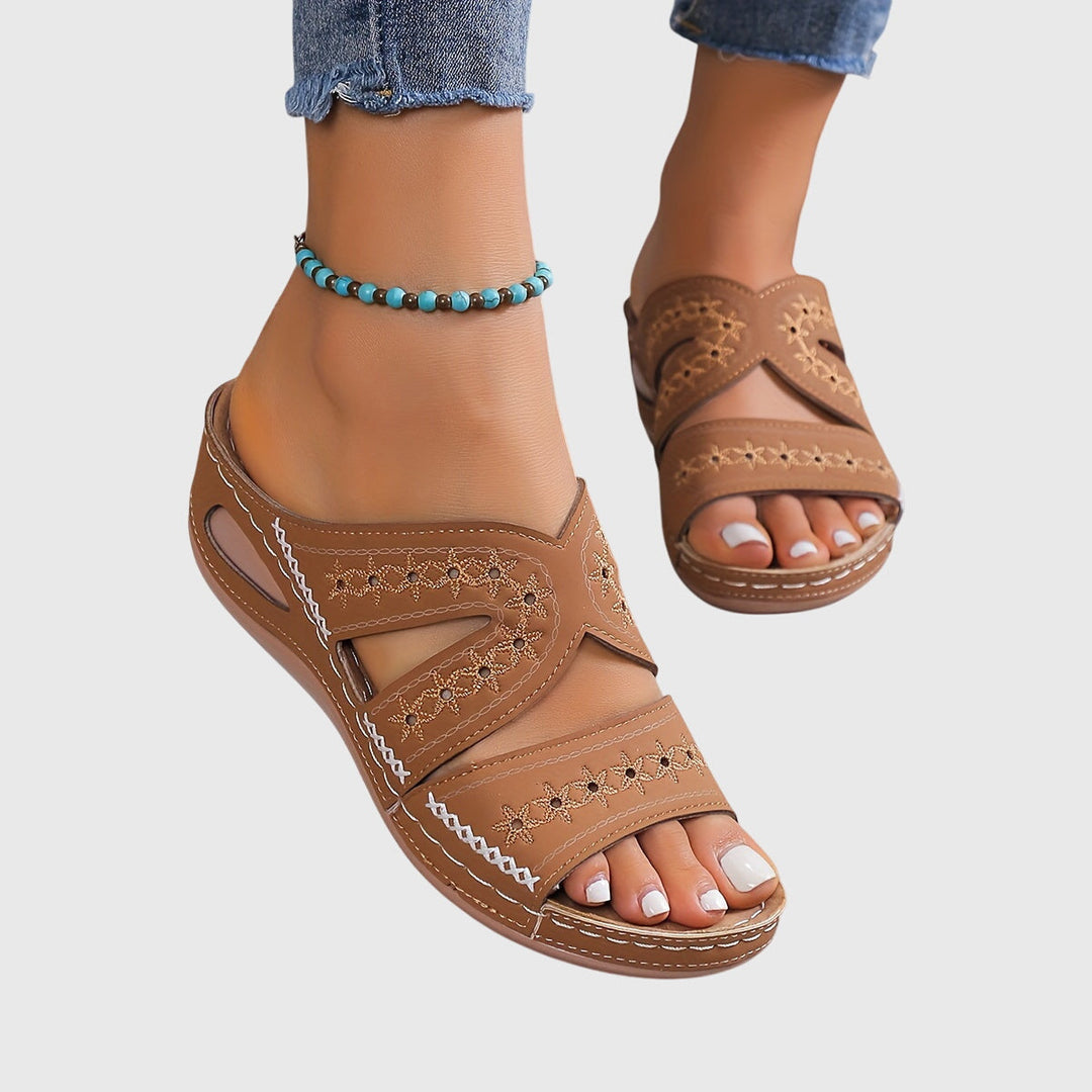 Noëlle™ Ultra-Light Orthopedic Sandals