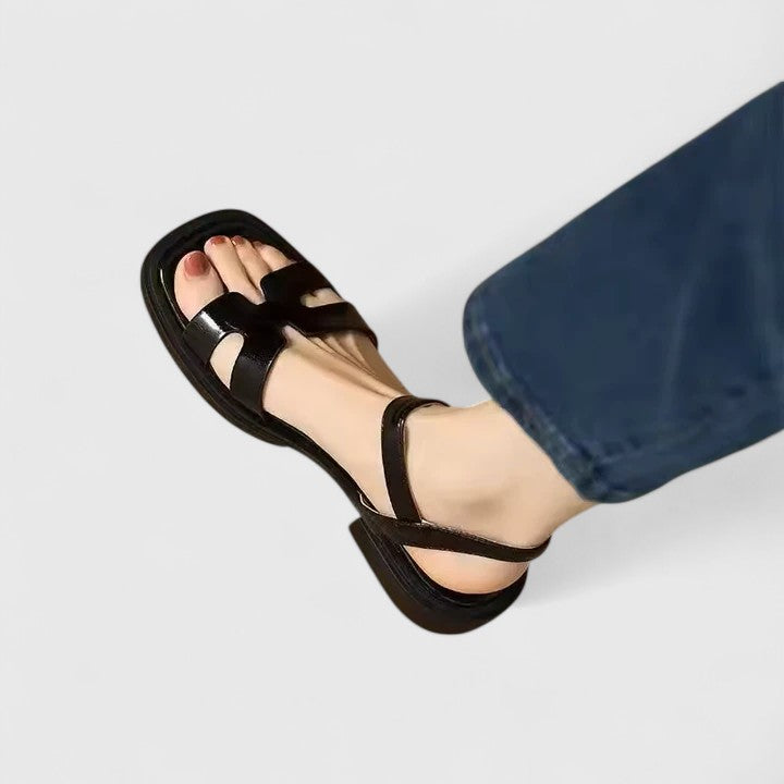 Deliane | Elegant Flat Sandals