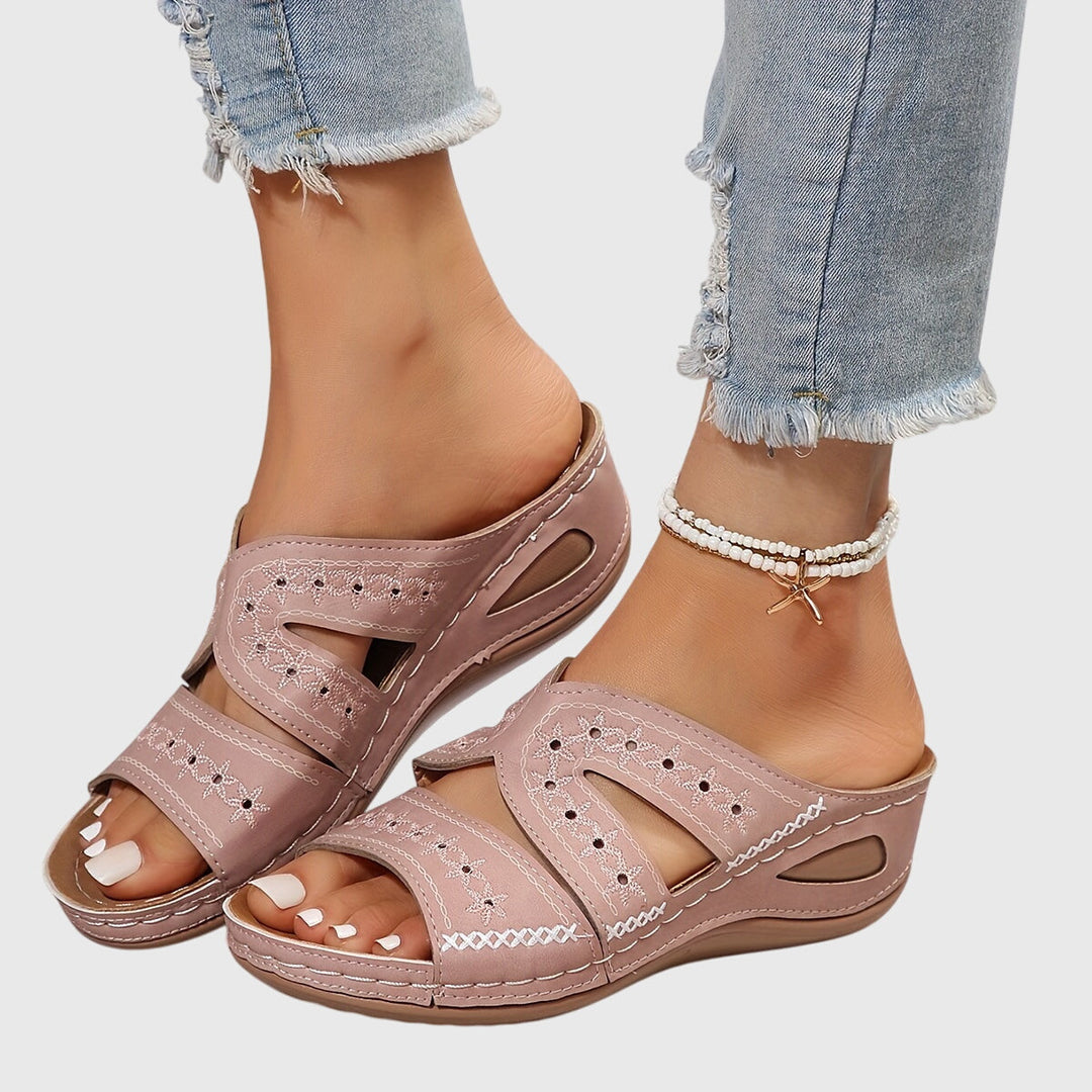 Noëlle™ Ultra-Light Orthopedic Sandals